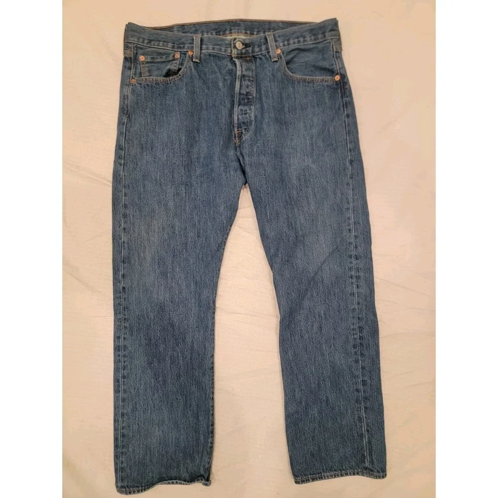 Levi's Original 501 jeans - Straight Leg, Button‎ Fly Men's 38x30 Work Or Play